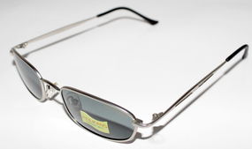 偏光眼鏡 眼鏡布廠家 眼鏡批發(fā) 太陽眼鏡工廠 眼鏡布廠家 偏光眼鏡 老花眼鏡廠家 防輻射眼鏡 眼鏡架 兒童眼鏡 眼鏡框 板材眼鏡 復(fù)古眼鏡 哈蟆眼鏡 品牌眼鏡 時尚墨鏡 浙江省溫州市酷米眼鏡貿(mào)易