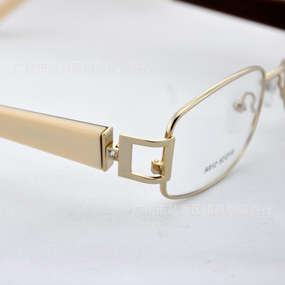 高檔熱銷新款旋轉板材眼鏡A912 廠家直銷，現(xiàn)貨供應
